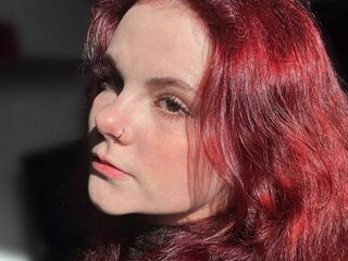 camgirl masturbating with sextoy TomikoGeren