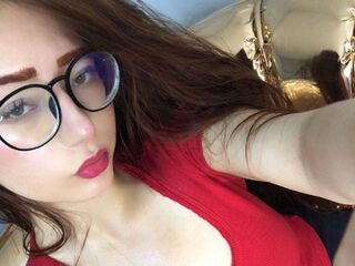 masturbating camgirl TrixiRoy