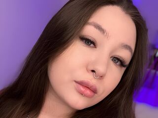 hot cam girl fingering shaved pussy VanessaWeiss