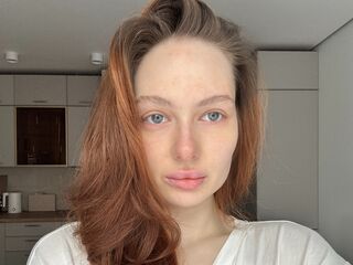 girl shaving pussy VelmiraFlux