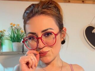 camwhore fingering shaved pussy VictoriaFalon